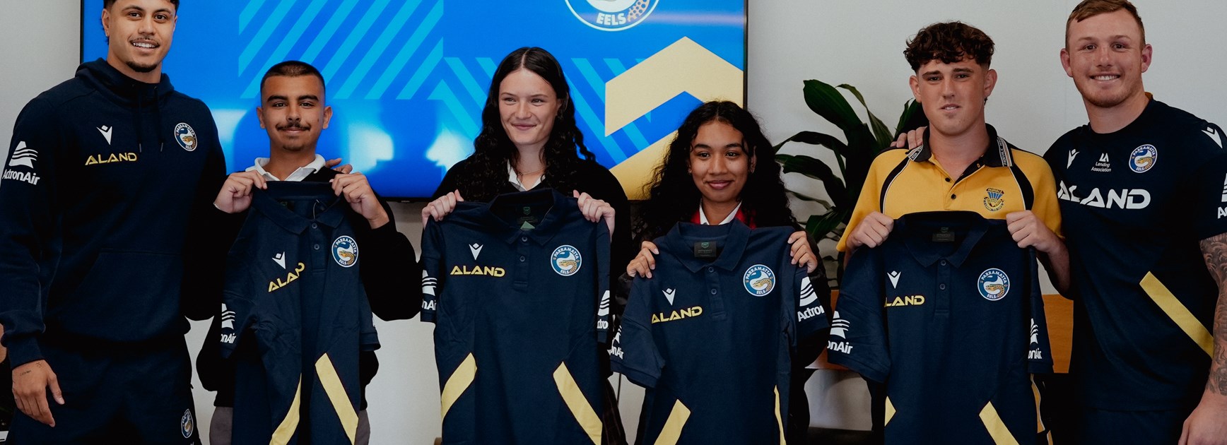 Eels recognise Youth Summit representatives
