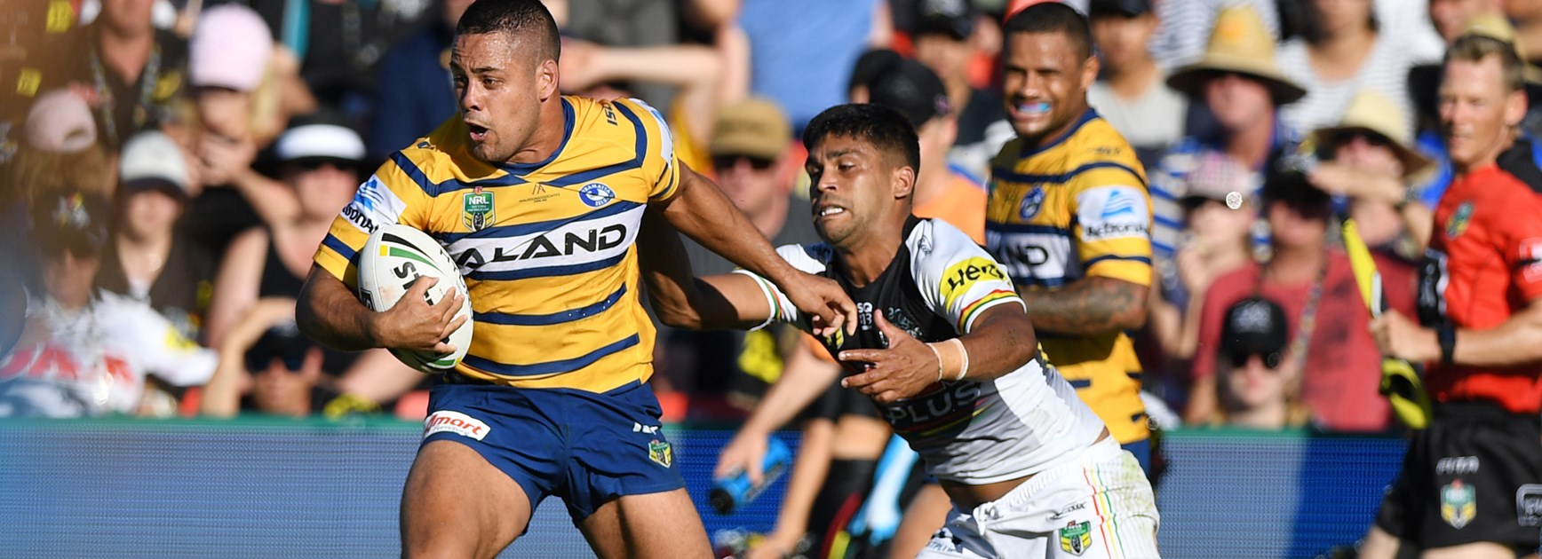 Hayne keen to continue dual centre/fullback role at Parra