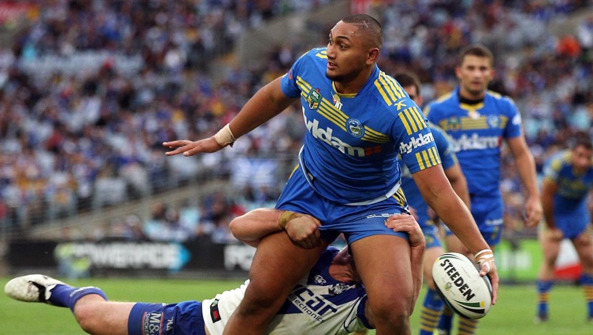 Digital Pic by Robb Cox Â© Action Photographics: Pauli Pauli offloads :NRL Rugby League - Round 14 Canterbury-Bankstown Bulldogs Vs Parramatta Eels at ANZ Stadium Friday the 15th of June 2014.