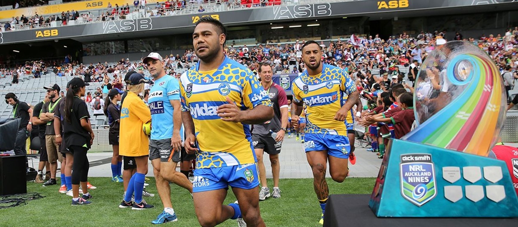 Auckland Nines - Day 1 in pictures