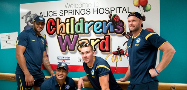 Eels visit Alice Springs Hospital Children’s Ward