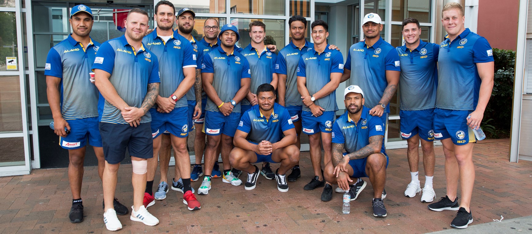 Eels Christmas visit to CHW
